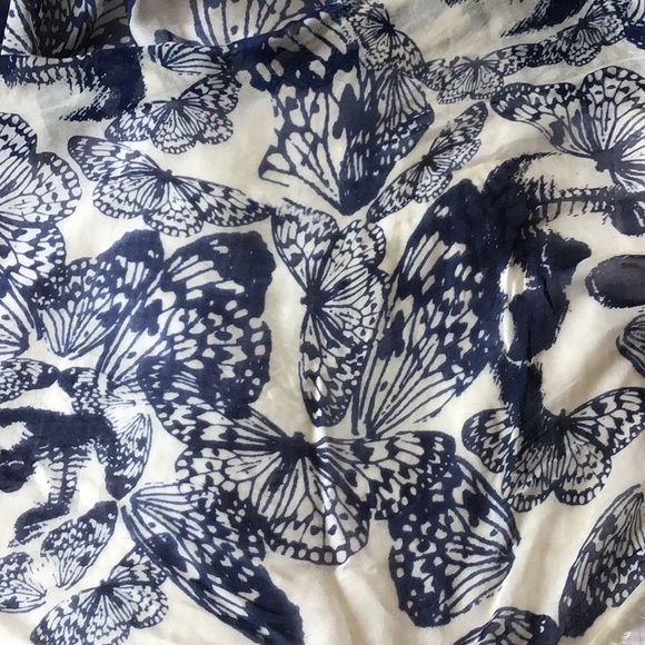 Zadig et Voltaire Scarf - Picture 2 of 5